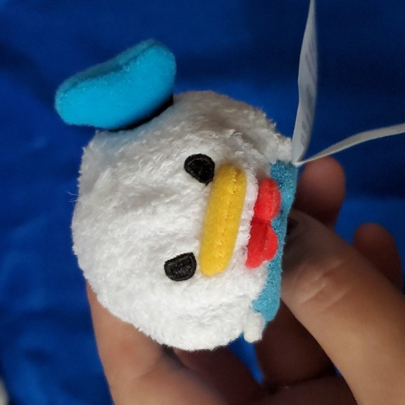 Disney / Pixar Tsum Tsum Donald Duck & Daisy Duck Mini Plushes - Picture 10 of 11